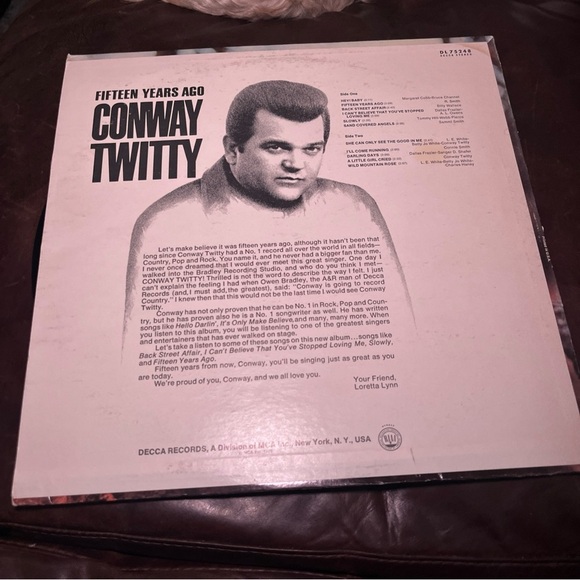 Conway Twitty Vinyl Record - Fifteen Years Ago 1970 - Picture 2 of 9